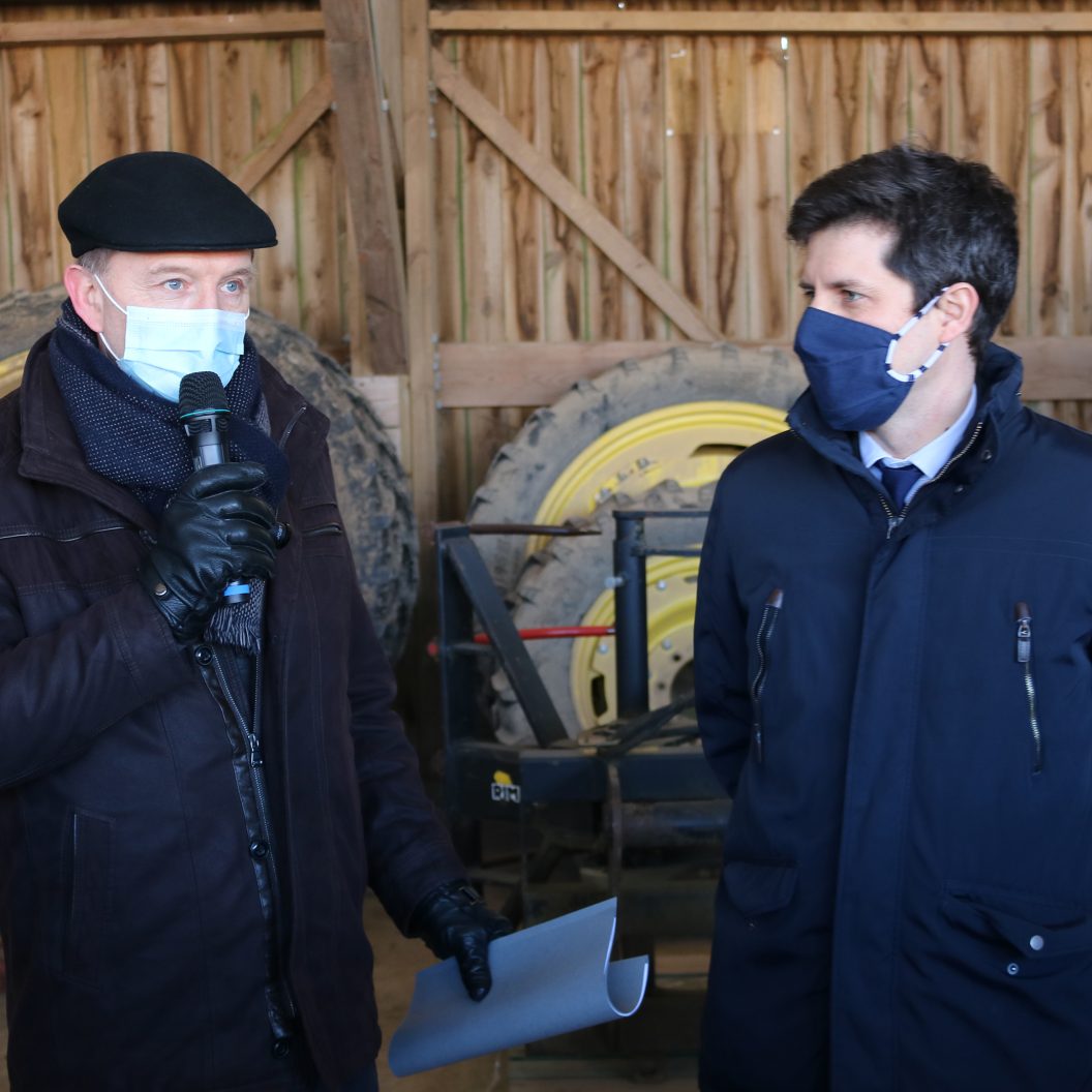 Julien de Normandie visite une Cuma