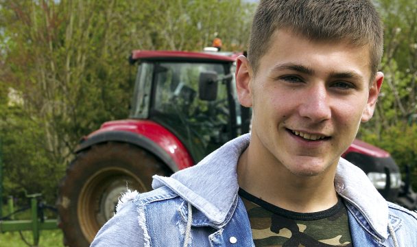 jeune agriculteur en cuma